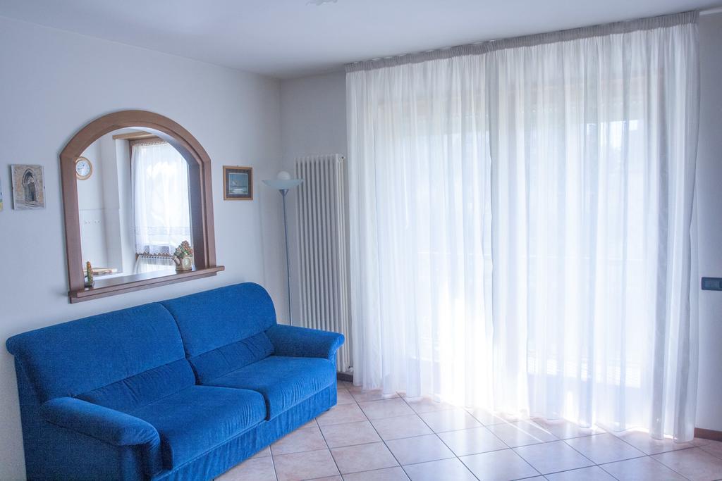Appartamento Lombardi Riva del Garda Bagian luar foto